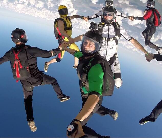 Leland skydiving